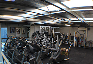 Fitnessland machines and weights
